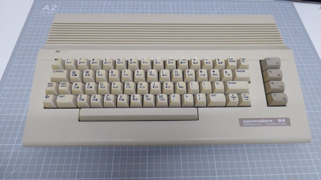 Replica Commodore 64