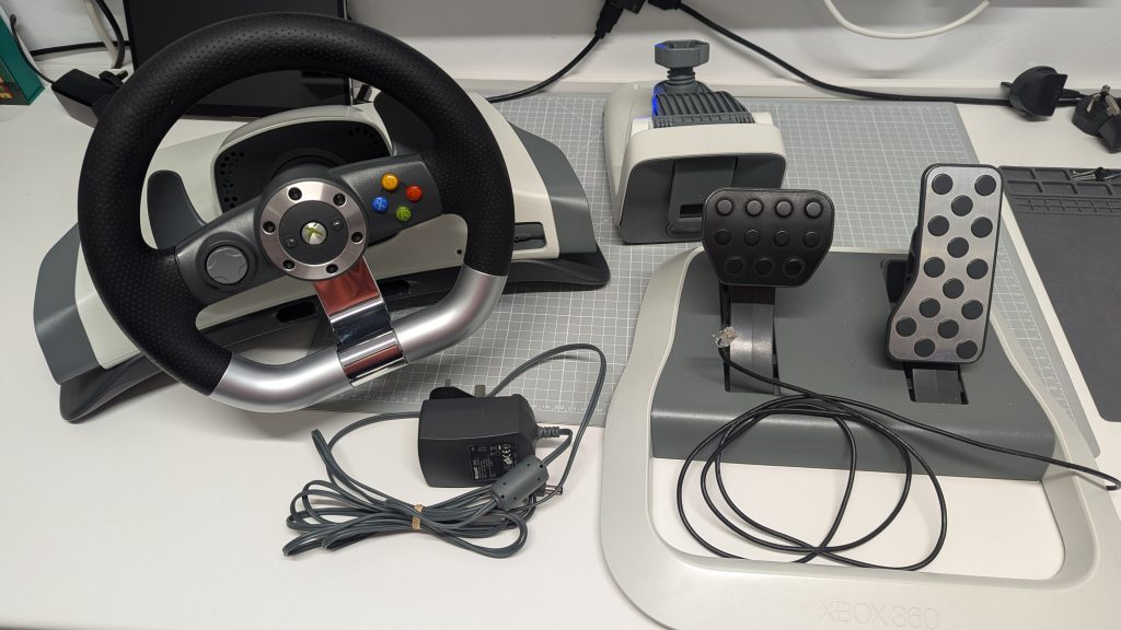 Xbox 360 wireless steering wheel